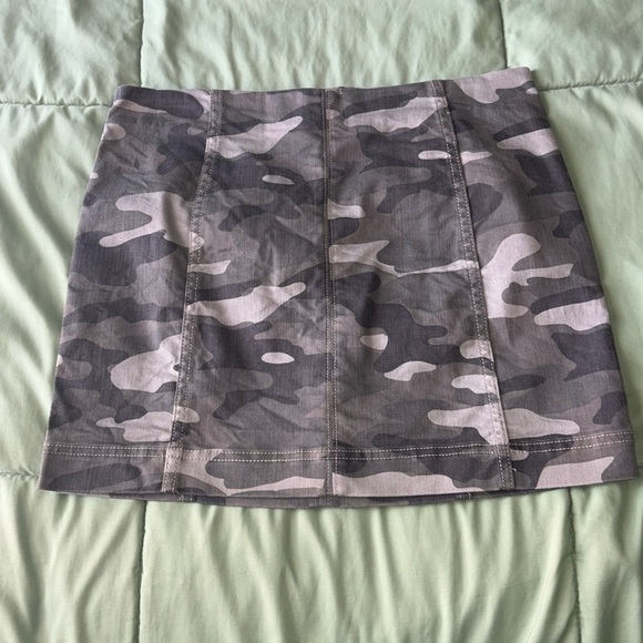 Jolt Dresses & Skirts - Jolt camo skirt